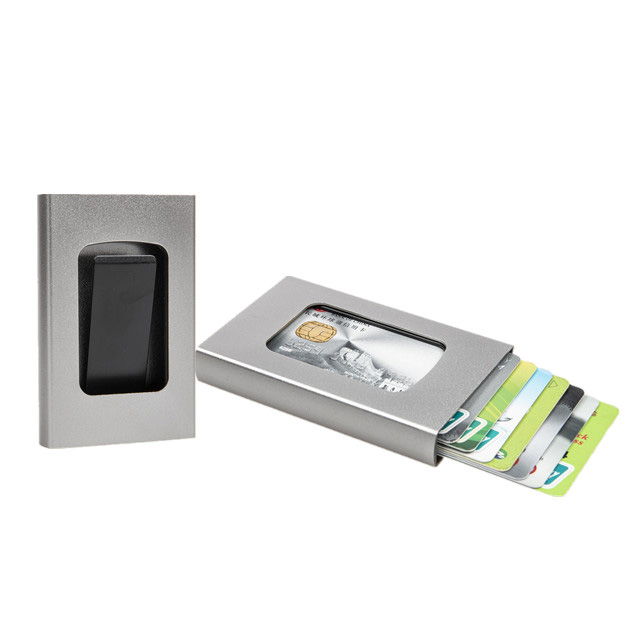 តើកាបូប RFID ការពារកាតនិងទិន្នន័យផ្ទាល់ខ្លួនយ៉ាងដូចម្តេច?